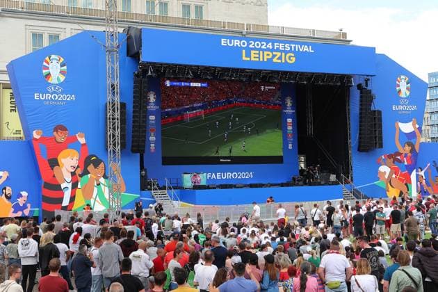 EURO 2024 Festival Leipzig UEFA EURO 2024 Leipzig, 16 06 2024, Augustusplatz, UEFA EURO 2024, UEFA EURO 2024 Festival In the picture Football fans watch the Poland Netherland match in the fan zone on Augustusplatz Leipzig ,