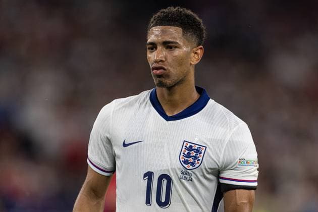 Football - UEFA EURO, EM, Europameisterschaft,Fussball 2024 - Group C - Serbia v England GELSENKIRCHEN, GERMANY - Sunday, June 16, 2024: England s Jude Bellingham during the UEFA Euro 2024 Group C match between Serbia and England at the Arena AufSchalke. (Photo by David Rawcliffe Propaganda) GELSENKIRCHEN Arena AufSchalke NORTH RHINE-WESTPHALIA GERMANY  Copyright: xDavidxRawcliffex P2024-06-16-Serbia_England-84