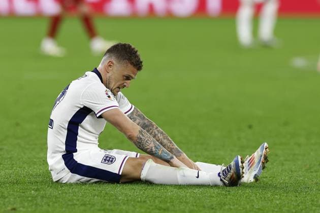 GELSENKIRCHEN, Veltins Arena, 16-06-2024 , European Football Championship Euro2024, Group stage match no.2 between Serbia and England. England player Kieran Trippier injured Serbia - England (Euro2024)  x25511833x Copyright: