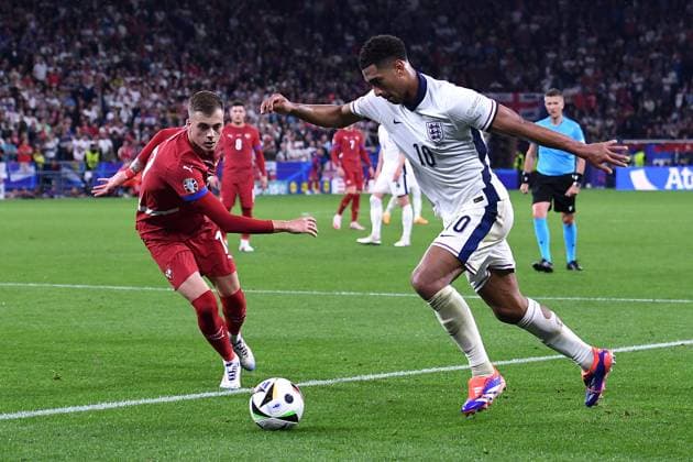 Soccer UEFA EURO 2024 Group Stage 1 Matchday Serbia England on 16 06 2024 at the Arena AufSchalke in Gelsenkirchen Ivan Ilic Serbia , left Jude Bellingham England , right xRx