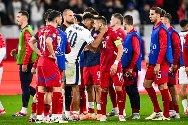 GELSENKIRCHEN - (l-r) Jude Bellingham of England, Dusan Tadic of Serbia during the UEFA EURO, EM, Europameisterschaft,Fussball 2024 group C match between Serbia and England at Veltins Arena on June 16, 2024 in Gelsenkirchen, Germany. ANP Hollandse Hoogte UEFA EURO 2024 2024 xVIxANPxSportx xGerritxvanxKeulenxIVx 501269176 originalFilename: 501269176.jpg