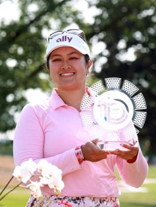 Meijer LPGA, Golf Damen Classic Lilia Vu of Fountain Valley, California holds the trophy at the awards ceremony after winning in a three way multiple hole playoff during the final round of the Meijer LPGA Classic for Simply Give golf tournament at Blythefield Country Club in Belmont, MI, USA Sunday, June 16, 2024. Belmont Michigan United States  Copyright: xAmyxLemusx originalFilename:lemus-meijerlp240616_npvaL.jpg