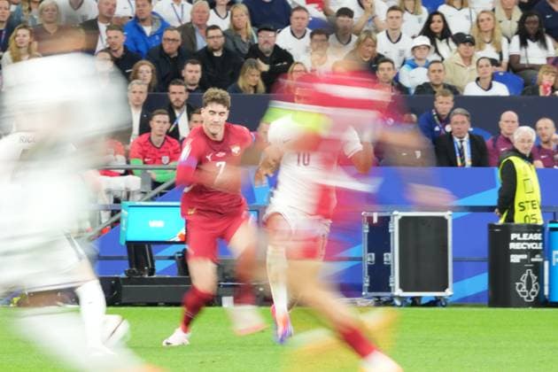 EURO 2024 - Matchday 3, Group C: Serbia vs. England Dusan Vlahovic in action during the EURO 2024 Day 3 Group C match between Serbia and England on 16 June 2024, at Arena AufSchalke, in Gelsenkirchen, Germany Gelsenkirchen Arena AufSchalke Germany Copyright: xAlexandraxFechetex DSC0935001