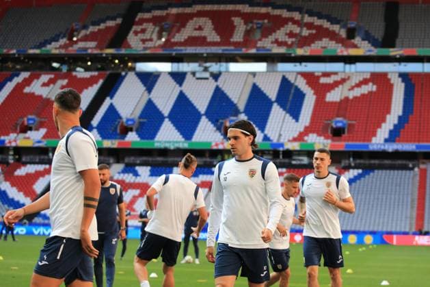 EURO 2024, Nationalteam RumÃ¤nien, Training 16th June 2024; Munich Football Arena, Munich, Germany; Euro 2024 Group E Football, Romania versus Ukraine; Romania training with coach Edward Iordanescu one day ahead of the match.  ActionPlus12655587 PierrexTeyssot