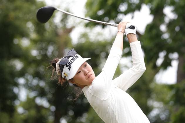 GRAND RAPIDS, MI - JUNE 16: LPGA, Golf Damen golfer Grace Kim plays her tee shot on the 10th hole during the final round of the LPGA Meijer LPGA Classic for Simply Give on June 16th, 2024, at Blythefield Country Club in Grand Rapids, Michigan. (Photo by Brian Spurlock Icon Sportswire) GOLF: JUN 16 LPGA Meijer LPGA Classic for Simply Give EDITORIAL USE ONLY Icon24061660