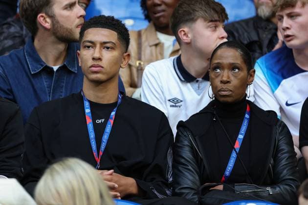 Euro 2024 Serbia England on 16 06 2024 at the Arena AufSchalke in Gelsenkirchen The brother and mother of Jude Bellingham England, 10 MH
