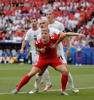 (240617) -- STUTTGART, June 17, 2024 -- Rasmus Hojlund (front) of Denmark competes against Vanja Drkusic of Slovenia during the UEFA EURO, EM, Europameisterschaft,Fussball 2024 Group C match between Denmark and Slovenia in Stuttgart, Germany on June 16, 2024. (Photo by Xinhua) (SP)GERMANY-STUTTGART-FOOTBALL-EURO 2024-DENMARK VS SLOVENIA PhilippexRuiz 