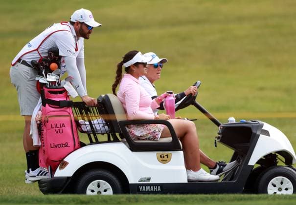 Meijer LPGA, Golf Damen Classic Lilia Vu of Fountain Valley, California heads with her caddie in a golf cart to the 18th tee for the first round of a three way multiple hole playoff during the final round of the Meijer LPGA Classic for Simply Give golf tournament at Blythefield Country Club in Belmont, MI, USA Sunday, June 16, 2024. Belmont Michigan United States  Copyright: xAmyxLemusx originalFilename:lemus-meijerlp240616_npSXY.jpg