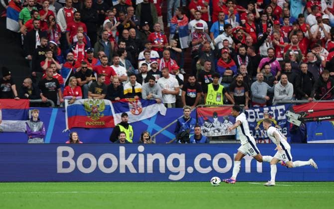 (240617) -- GELSENKIRCHEN, June 17, 2024 -- Jude Bellingham (Front, L) of England celebrates scoring during the UEFA EURO, EM, Europameisterschaft,Fussball 2024 Group C match between England and Serbia in Gelsenkirchen, Germany on June 16, 2024. ) (SP)GERMANY-GELSENKIRCHEN-FOOTBALL-EURO 2024-ENGLAND VS SERBIA BaixXuefei 