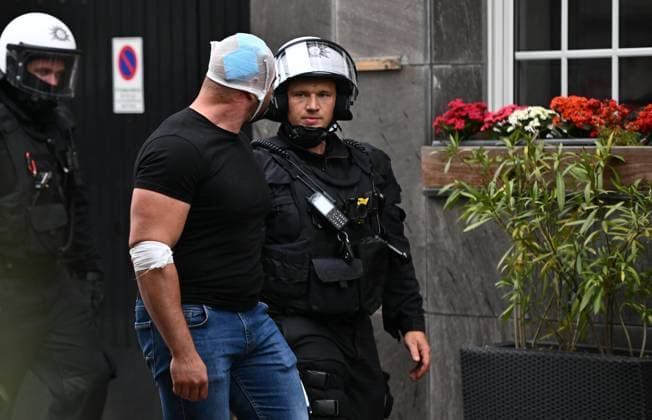 GELSENKIRCHEN, GERMANY - JUNE 16: Police secure the area outside a restaurant where a Serbia fans fight with others fans incident involving Serbian President son Danilo Vucic in Gelsenkirchen city centre of before the UEFA EURO, EM, Europameisterschaft,Fussball 2024 group stage match between Serbia and England at Arena AufSchalke on June 16, 2024 in Gelsenkirchen, Germany.Photo by Sebastian Frej Serbia v England: Group C - UEFA EURO 2024 Copyright: xSebastianxFrej MBxMediax