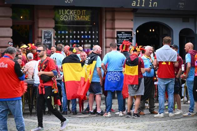 Belgium v Slovakia Group E - UEFA EURO, EM, Europameisterschaft,Fussball 2024 FRANKFURT AM MAIN, GERMANY - JUNE 17 : Supporters and fans ahead of the UEFA EURO 2024 European Football Championship tournament group E stage match between Belgium and Slovakia at Frankfurt Arena on June 17, 2024 in Frankfurt am Main, Germany, 17 06 2024 Frankfurt am Main Germany  Copyright: xVincentxKalutx