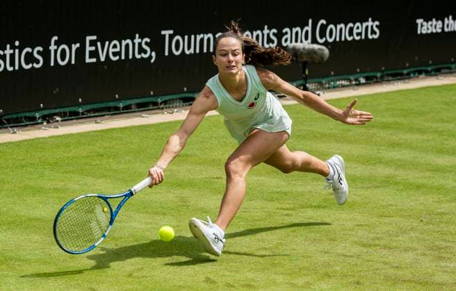 17 06 2024, WTA 500, Tennis, Women, ecotrans Ladies Open 2024, Berlin, 1 round, Arantxa Rus Netherlands Zeynep Sönmez Turkey Zeynep Sönmez Turkey Berlin Steffi Graf Stadion Berlin Germany