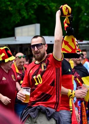 Belgium v Slovakia Group E - UEFA EURO, EM, Europameisterschaft,Fussball 2024 FRANKFURT AM MAIN, GERMANY - JUNE 17 : Supporters and fans ahead of the UEFA EURO 2024 European Football Championship tournament group E stage match between Belgium and Slovakia at Frankfurt Arena on June 17, 2024 in Frankfurt am Main, Germany, 17 06 2024 Frankfurt am Main Germany  Copyright: xPeterxDexVoechtx