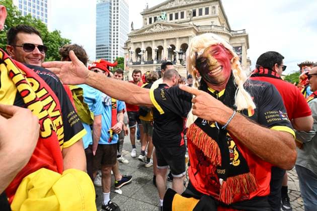 Belgium v Slovakia Group E - UEFA EURO, EM, Europameisterschaft,Fussball 2024 FRANKFURT AM MAIN, GERMANY - JUNE 17 : Supporters and fans ahead of the UEFA EURO 2024 European Football Championship tournament group E stage match between Belgium and Slovakia at Frankfurt Arena on June 17, 2024 in Frankfurt am Main, Germany, 17 06 2024 Frankfurt am Main Germany  Copyright: xVincentxKalutx
