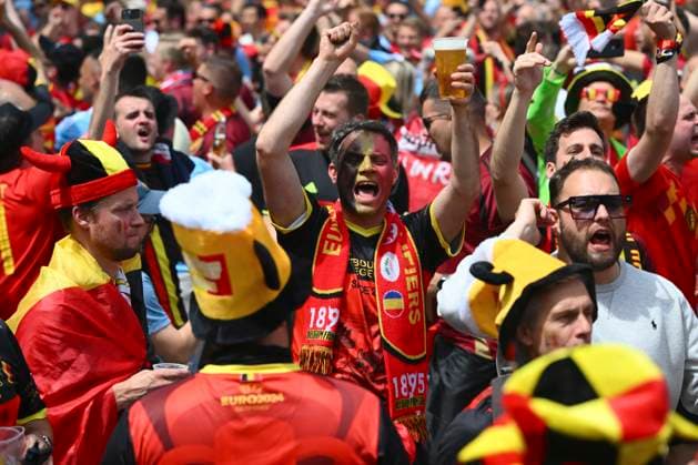 Belgium v Slovakia Group E - UEFA EURO, EM, Europameisterschaft,Fussball 2024 FRANKFURT AM MAIN, GERMANY - JUNE 17 : Supporters and fans ahead of the UEFA EURO 2024 European Football Championship tournament group E stage match between Belgium and Slovakia at Frankfurt Arena on June 17, 2024 in Frankfurt am Main, Germany, 17 06 2024 Frankfurt am Main Germany  Copyright: xVincentxKalutx