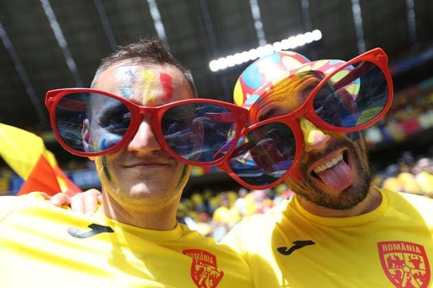 Romania fans ahead of kickoff Romania v Ukraine, UEFA European Championship, EM, Europameisterschaft 2024, Group E, Football, Munich Football Arena, Munich, Germany, 17 Jun 2024 EDITORIAL USE ONLY No use with unauthorised audio, video, data, fixture lists, club league logos or live services. Online in-match use limited to 120 images, no video emulation. No use in betting, games or single club league player publications.  Copyright: xMichaelxZemanek Shutterstockx 14539636d