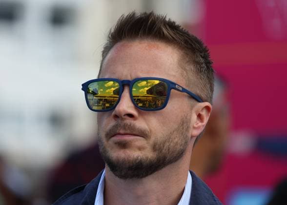 17th June 2024; Cinch Championships, Queens Club, West Kensington, London, England: Cinch Championships Queens Club, Day 1; Spectators arriving at Queens Club  ActionPlus12655603 JohnxPatrickxFletcher