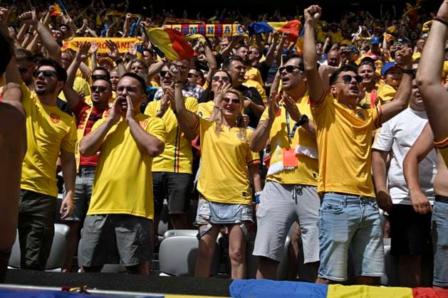 17 06 2024, Football UEFA EURO 2024, Preliminary round, Match 10, Romania Ukraine, at the Fußball Arena München The Romanian fans celebrate