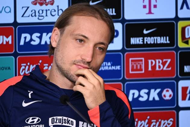 Neuruppin, Germany, 170624. Croatian national team, Nationalteam players Andrej Kramaric and Lovro Majer at the media conference of the Croatian national football team. Photo: Ante Cizmic CROPIX Croatia Copyright: xxAntexCizmicx xCROPIXx kramaric_majer15-170624