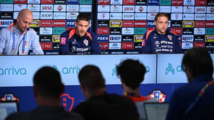 Neuruppin, Germany, 170624. Croatian national team, Nationalteam players Andrej Kramaric and Lovro Majer at the media conference of the Croatian national football team. Photo: Ante Cizmic CROPIX Croatia Copyright: xxAntexCizmicx xCROPIXx kramaric_majer10-170624