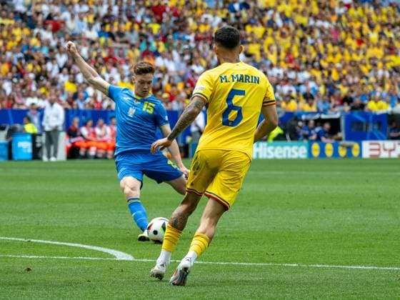 Viktor Tsyhankov Ukraine, 15 , Marius Mihai Marin Romania, 06 , GER, Romania vs Ukraine, European Football Championship, UEFA EURO 2024, Group E, Matchday 1, 17 06 2024, GER, Romania vs Ukraine, European Football Championship, UEFA EURO 2024, Group E, Matchday 1, 17 06 2024 Munich Copyright: xEibner-Pressefoto SaschaxWaltherx EP_SWA