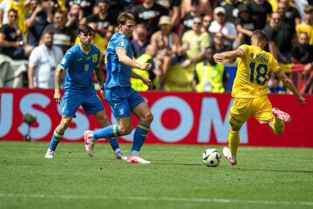 Mykola Shaparenko Ukraine, 19 , Razvan Gabriel Marin Romania, 18 , GER, Romania vs Ukraine, European Football Championship, UEFA EURO 2024, Group E, Matchday 1, 17 06 2024, GER, Romania vs Ukraine, European Football Championship, UEFA EURO 2024, Group E, Matchday 1, 17 06 2024 Munich Copyright: xEibner-Pressefoto SaschaxWaltherx EP_SWA