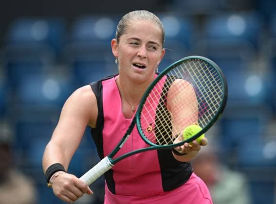 Jelena Ostapenko of Latvia in action during her first round match Rothesay Classic Birmingham, Day 1, Tennis, Edgbaston Priory Club, Birmingham, UK - 17 June 2024  Copyright: xAnnaxGowthorpe Shutterstockx 14539764ba