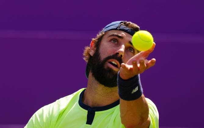 Jordan Thompson in first round action Cinch Championships, Day 1, Tennis, Queen s Club, London, UK - 17 June 2024  Copyright: xJavierxGarcia Shutterstockx 14539781y