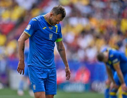 17 06 2024, Football UEFA EURO 2024, Preliminary round, Match 10, Romania Ukraine, at the Football Arena Munich Andriy Yarmolenko Ukraine is disappointed