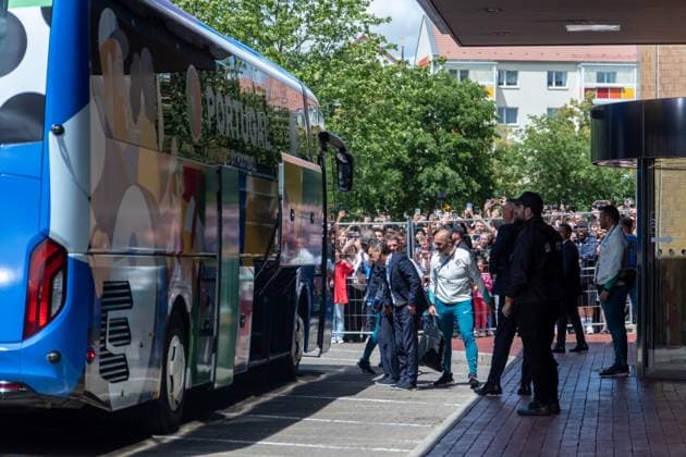 Arrival of Portugals national soccer team at the Westin Hotel before their preliminary round match against the Czech Republic in Leipzigs Central Stadium Around 250 people waited outside the hotel to catch a glimpse of the stars, but they didnt give the fans a second glance Arrival Portugal