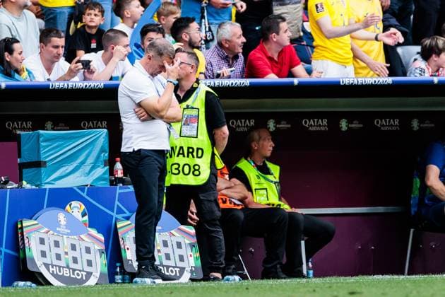UEFA EURO 2024 Romania Ukraine 17 06 2024 Serhiy Rebrov head coach, coach Ukraine frustrated, hand in front of face UEFA EURO 2024 Romania Ukraine Munich Football Arena, Munich on 17 06 2024 Copyright: xBEAUTIFULxSPORTS Wunderlx