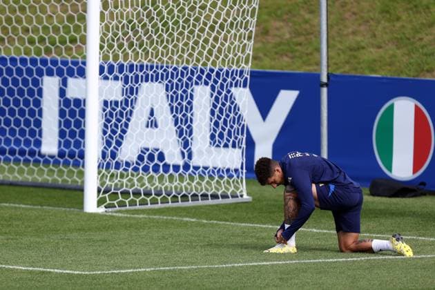 Training Session Giovanni Di Lorenzo of Italy during Italy training session at Hemberg-Stadion on June 17, 2024 in Iserlohn, Germany . Iserlohn Hemberg-Stadion Germany Copyright: xMarcoxCanonierox