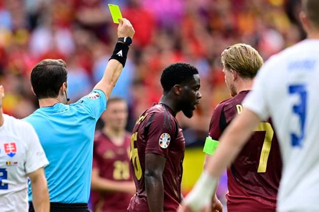 Belgium v Slovakia Group E - UEFA EURO, EM, Europameisterschaft,Fussball 2024 FRANKFURT AM MAIN, GERMANY - JUNE 17 : Mangala Orel midfielder of Belgium is shown a yellow card by referee Meler during the UEFA EURO 2024 European Football Championship tournament group E stage match between Belgium and Slovakia at Frankfurt Arena on June 17, 2024 in Frankfurt am Main, Germany, 17 06 2024 Frankfurt am Main Germany  Copyright: xPeterxDexVoechtx
