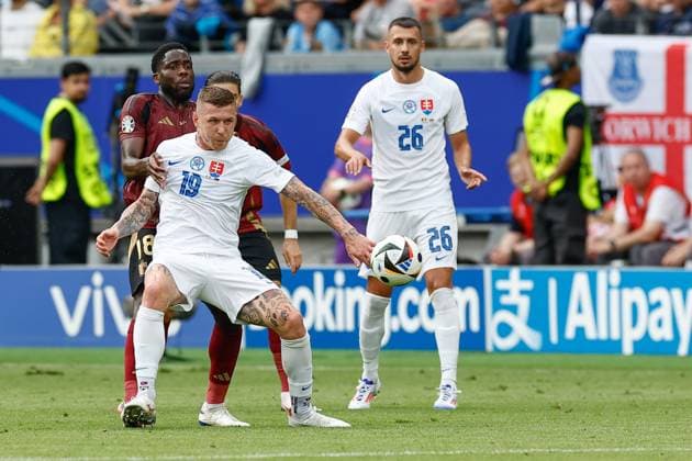 FRANKFURT, Arena Frankfurt, 17-06-2024 , European Football Championship Euro2024, Group stage match no.9 between Belgium and Slovakia. Belgium player Orel Mangala and Slovakia player Juraj Kucka Belguim - Slovakia (Euro2024)  x25517954x Copyright: