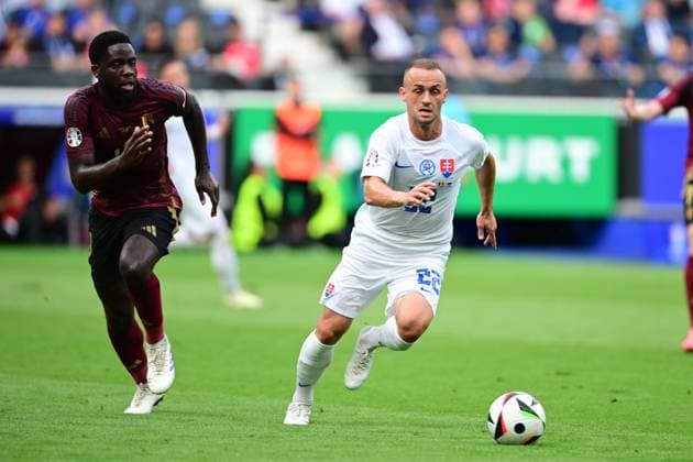 Amadou Onana and Stanislav Lobotka during UEFA EURO, EM, Europameisterschaft,Fussball 2024 match, Belgium - Slovakia, 17.june 2024 Frankfurt Germany Copyright: xx DSC_4113