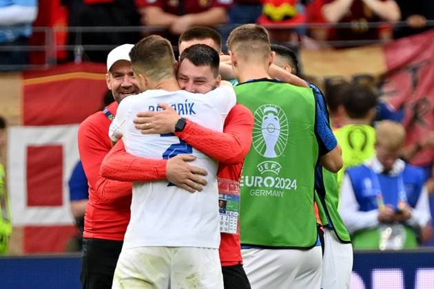 17 06 2024, xjrdrx, Football EM 2024, Belgium Slovakia emspor, v l jubilation, joy, emotions about the victory in Slovakia DFL DFB REGULATIONS PROHIBIT ANY USE OF PHOTOGRAPHS as IMAGE SEQUENCES and or QUASI VIDEO Frankfurt
