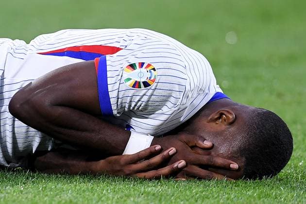 Soccer UEFA EURO 2024 Group Stage 1 Matchday Austria France on 17 06 2024 at Düsseldorf Arena in Düsseldorf Marcus Thuram France injured on the ground Injury xRx