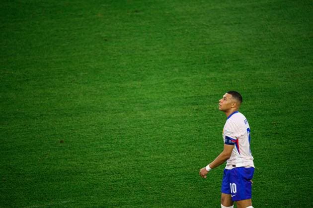 DUESSELDORF, GERMANY - 1 JANUARY, 2023: Kylian Mbappe, The football match of EURO 2024 Austria vs France at Mercur Spiel Arena  Copyright: xVITALIIxKLIUIEVx