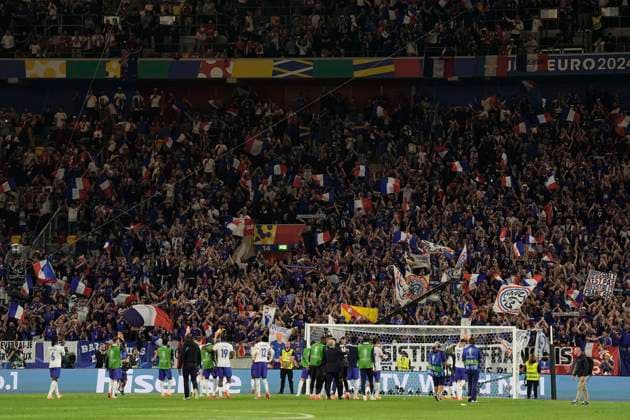 Fans of France during the Euro 2024 soccer match between Austria and France at the D& xfc;sseldorf Arena, D& xfc;sseldorf, Germany - Friday 17 , June , 2024. - Soccer .  Copyright: xFabioxFerrari LaPressex