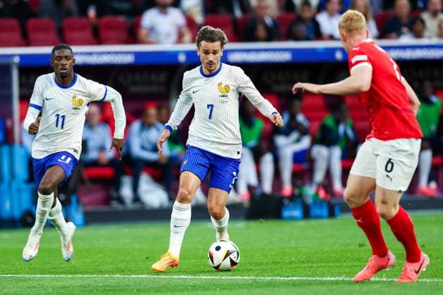 Austria v France - UEFA EURO, EM, Europameisterschaft,Fussball 2024 Ousmane Dembele, Antoine Griezmann are playing during the UEFA Euro 2024 Group D match between Austria v France, at the Düsseldorf Arena in Düsseldorf, Germany, on June 17, 2024. Düsseldorf Germany  Copyright: xAndrzejxIwanczukx originalFilename:iwanczuk-austriav240617_npCMn.jpg