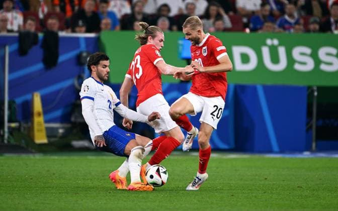 Football, European Championship, EURO 2024, Group D, Merkur Spiel Arena Düsseldorf Austria France 0 1 Theo Hernandez FRA , Patrick Wimmer AUT , Konrad Laimer AUT Action