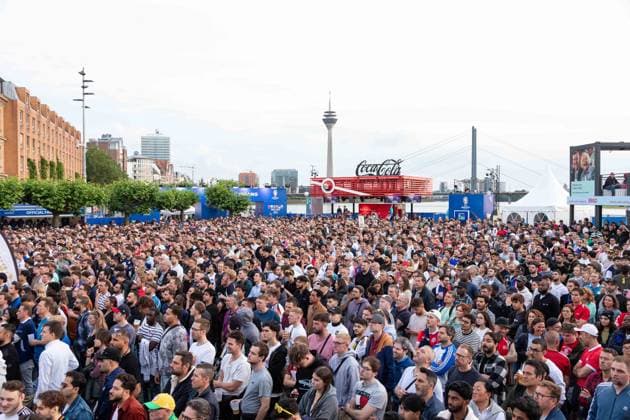 Fan Zone Burgplatz in Düsseldorf Public Viewing UEFA EURO 2024 Austria vs. France 17 06 2024 Fan Zone Burgplatz in Düsseldorf Public Viewing UEFA EURO 2024 Austria vs. France on 17 06 2024, Düsseldorf Copyright: xBEAUTIFULxSPORTS KennyxBeelex
