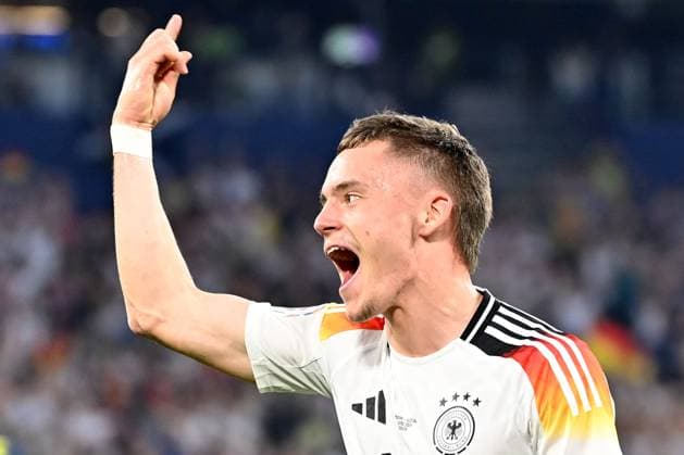14 06 2024, xjrdrx, European Football Championship 2024, Germany Scotland emspor, v l Goal celebration after the goal to celebrate the goal celebrate 1 0 by Florian Wirtz German national football team DFB DFL DFB REGULATIONS PROHIBIT ANY USE OF PHOTOGRAPHS as IMAGE SEQUENCES and or QUASI VIDEO Munich