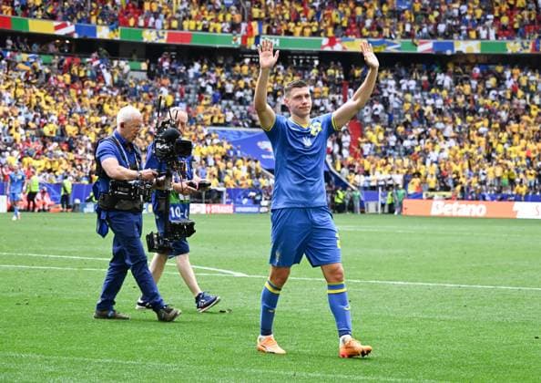 17 06 2024, xsltx, Football EM 2024, Romania Ukraine emspor, v l Mykola Matvienko National team Ukraine apologizes to the fans for the poor performance against Romania DFL DFB REGULATIONS PROHIBIT ANY USE OF PHOTOGRAPHS as IMAGE SEQUENCES and or QUASI VIDEO Munich
