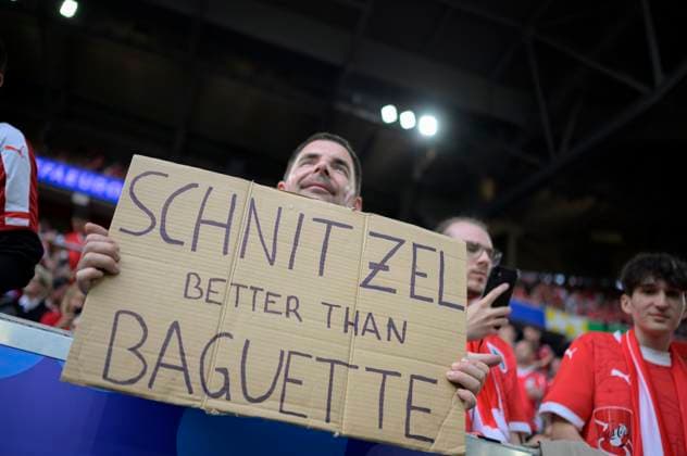 Feature, Schnitzel better than Baguette AUT Fan Preliminary Round 1 Matchday, Group D, Match M08, Austria AUT France FRA 0 1 on 17 06 2024 in Duesseldorf Germany European Football Championship 2024 from 14 06 14 07 2024 in Germany Â