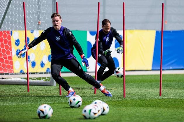 UEFA EURO 2024 Final training Germany 18 06 2024 Marc Andre ter Stegen Germany, 22 , Oliver Baumann Germany, 12 in goalkeeper training UEFA EURO 2024 Final training Germany before the match against Hungary Herzobase, Herzogenaurach on 18 06 2024 Copyright: xBEAUTIFULxSPORTS Wunderlx