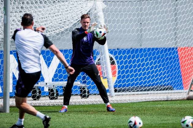 UEFA EURO 2024 Final training Germany 18 06 2024 Marc Andre ter Stegen Germany, 22 in goalkeeper training UEFA EURO 2024 Final training Germany before the match against Hungary Herzobase, Herzogenaurach on 18 06 2024 Copyright: xBEAUTIFULxSPORTS Wunderlx