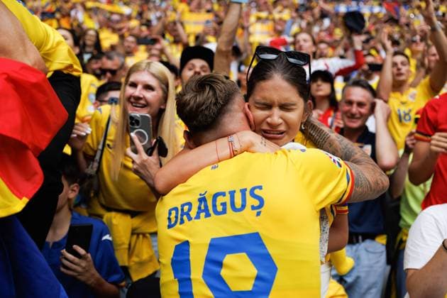 June 17, 2024, Munich, Germany: Denis Dragus (Romania) celebrates with his wife during the UEFA EURO, EM, Europameisterschaft,Fussball 2024 game between national teams of Romania and Ukraine at Allianz Arena. Final score; Romania 3:0 Ukraine Munich Germany - ZUMAs197 20240617_aaa_s197_301 Copyright: xMaciejxRogowskix