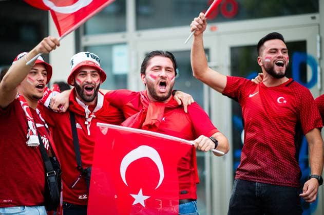 18 06 2024 Football, European Championship 2024 in Germany, fans in Dortmund Turkey Georgia Turkish fans in the city center at lunchtime before the match