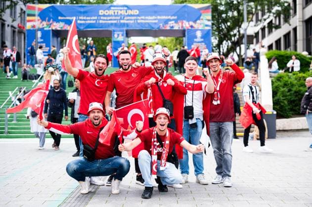 18 06 2024 Football, European Championship 2024 in Germany, fans in Dortmund Turkey Georgia Turkish fans in the city center at lunchtime before the match